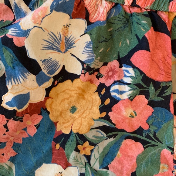 Zara Colorful Floral Pull-on Shorts Small - Picture 5 of 6